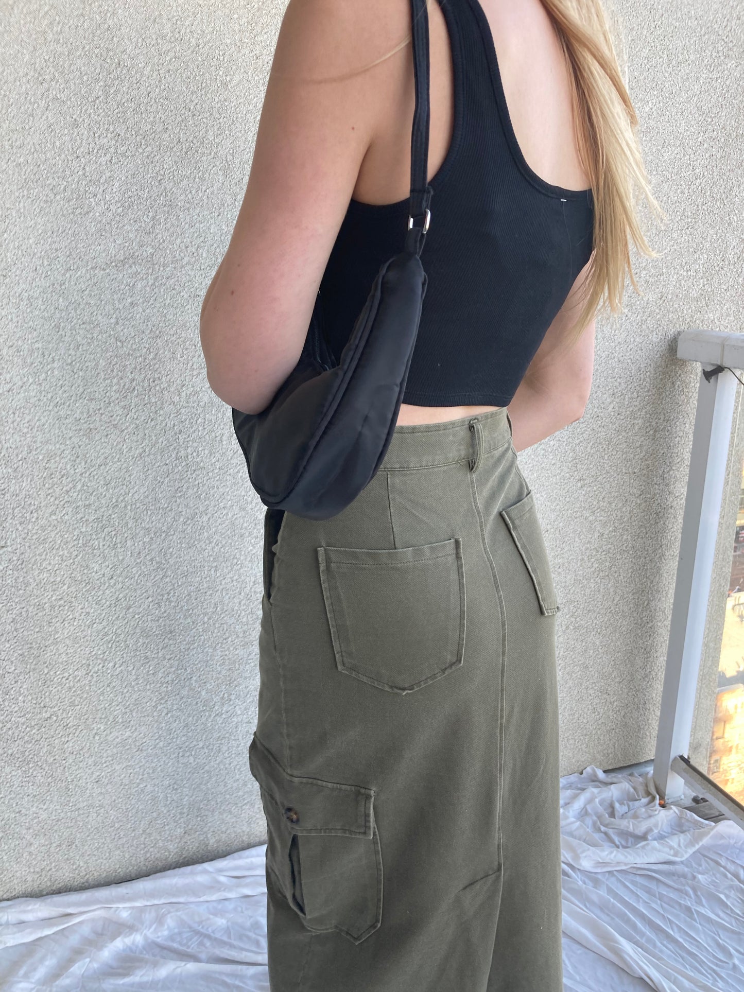 Gillian Cargo Skirt In Khaki Green