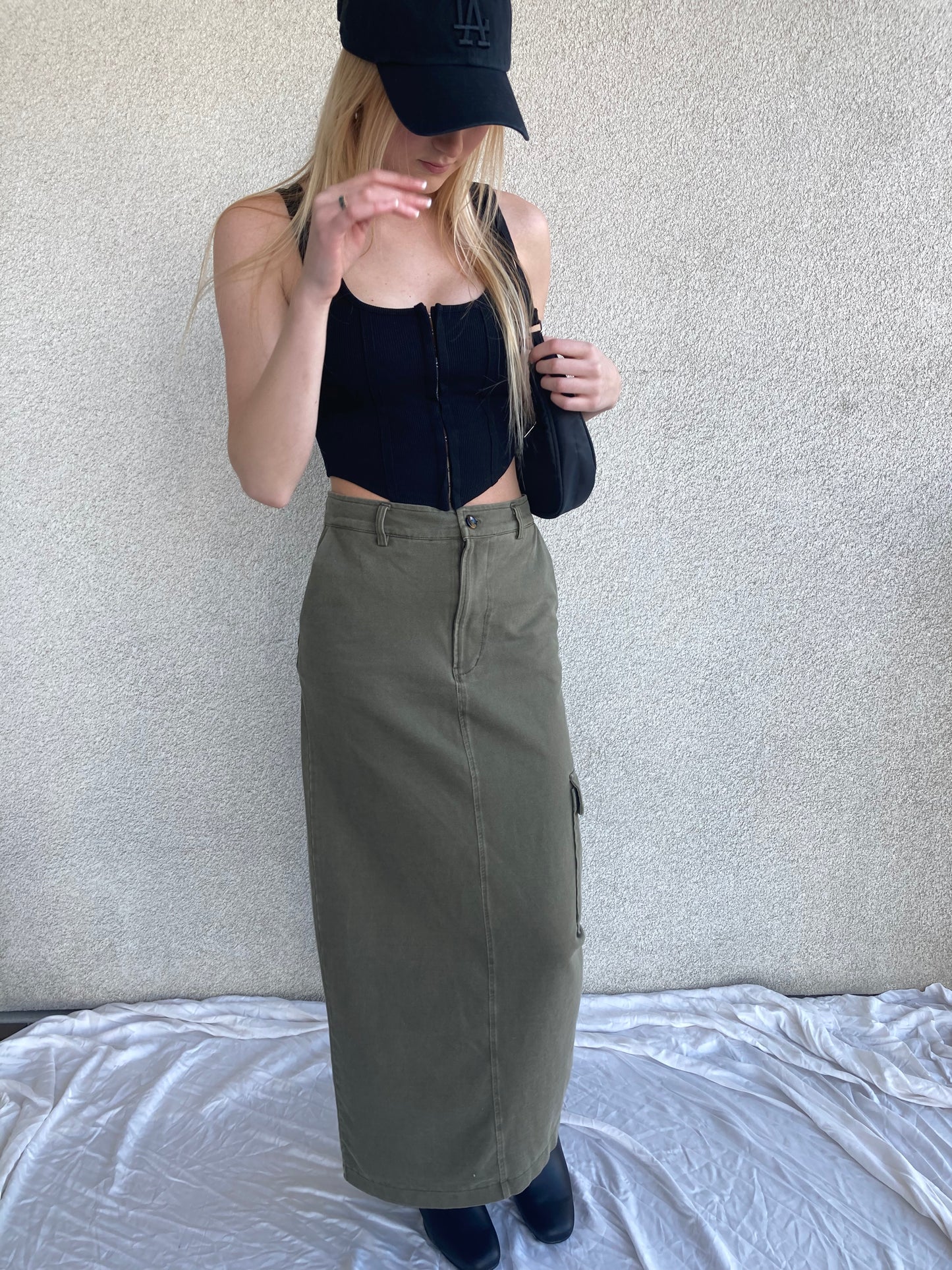 Gillian Cargo Skirt In Khaki Green